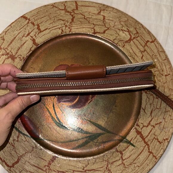 FOSSIL Madison Cognac Neutral Strip Wristlet Clutch Wallet - Picture 3 of 12